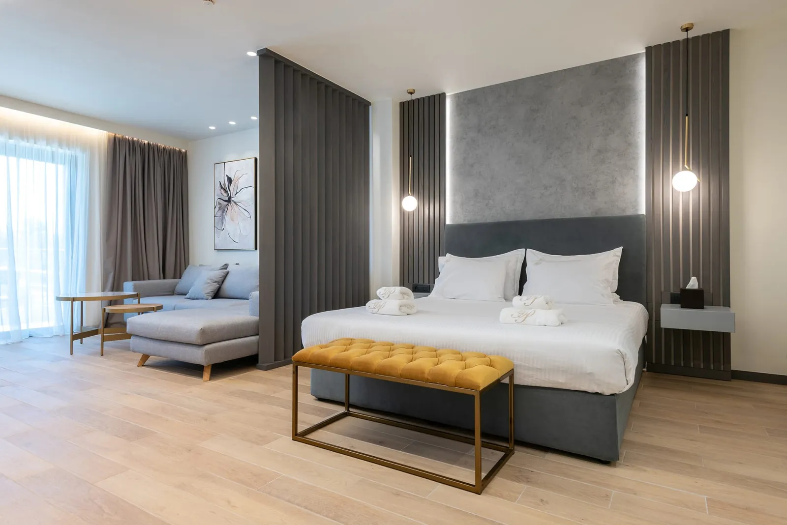 Deluxe Suite