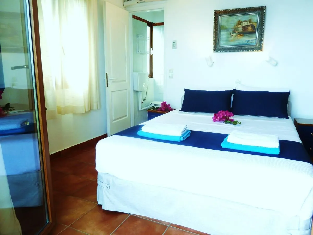 Two bedrooms apartment with Sea and Garden View
