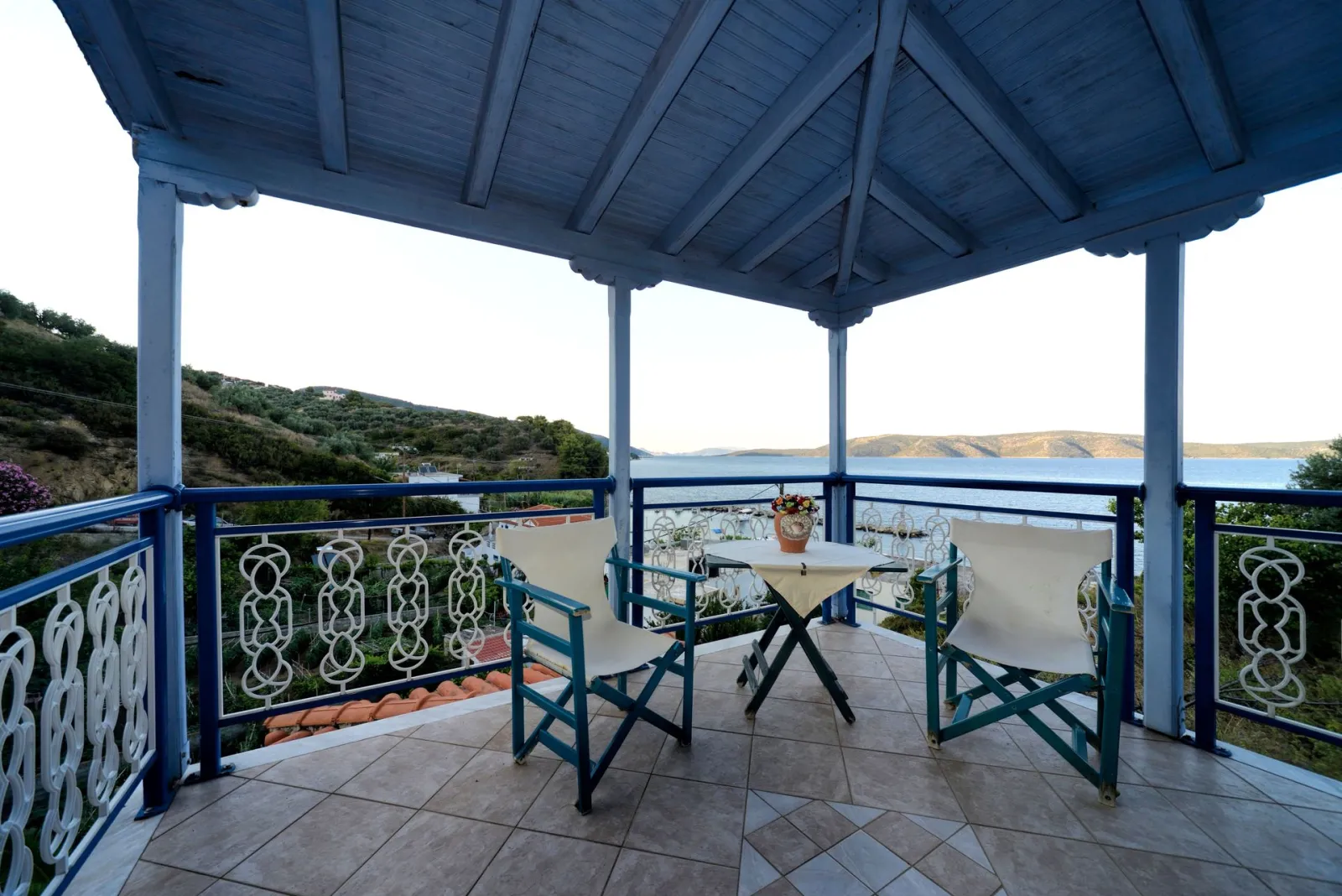 Standard Twin Room with Sea View