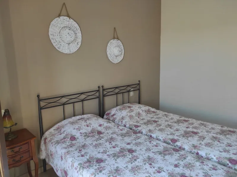 Doppelzimmer mit Balkon und Meerblick #B3