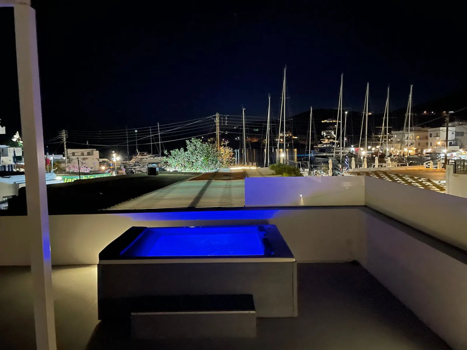 Superior Villa Private Hot Tub