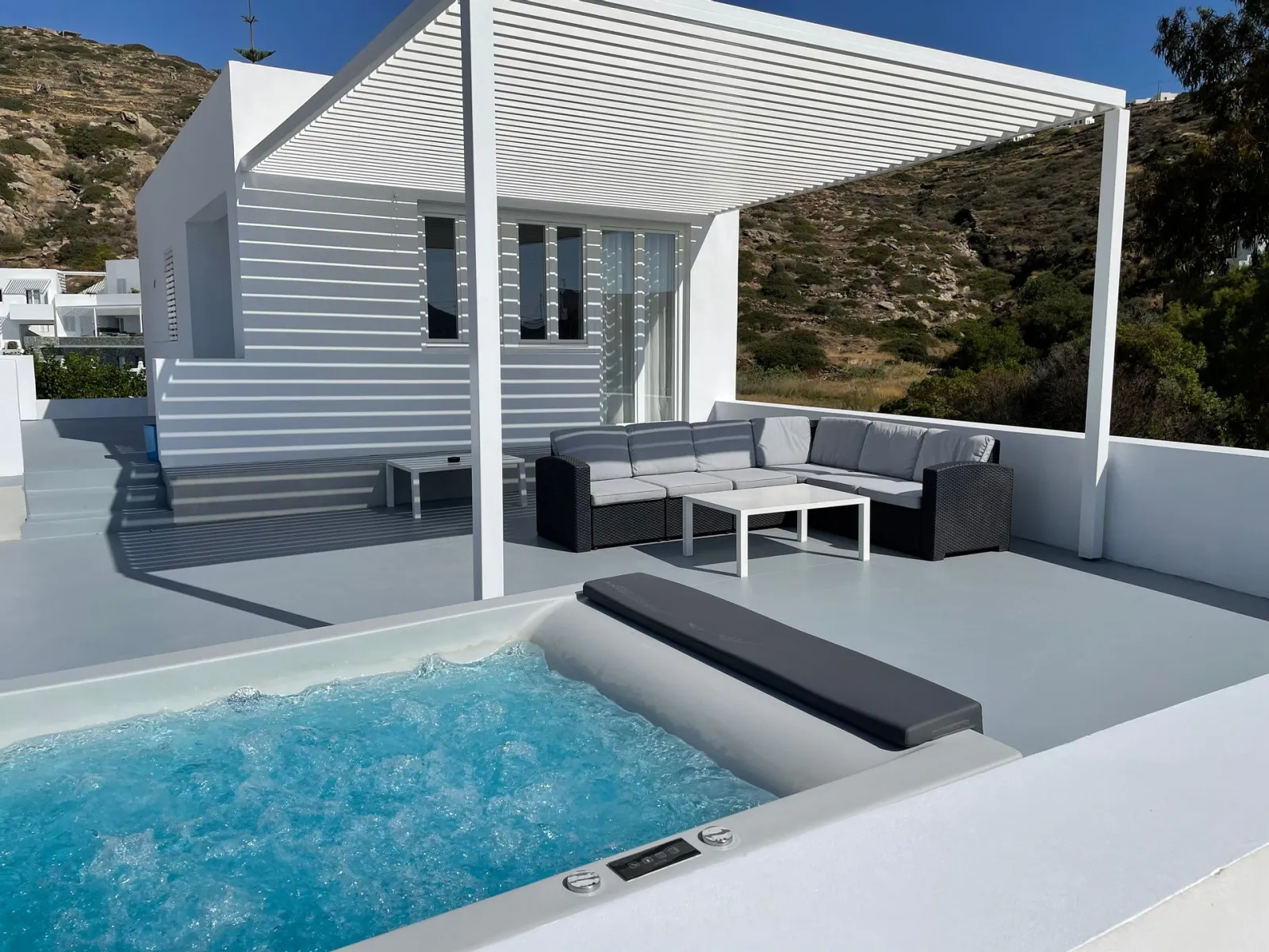 Superior Villa Private Hot Tub