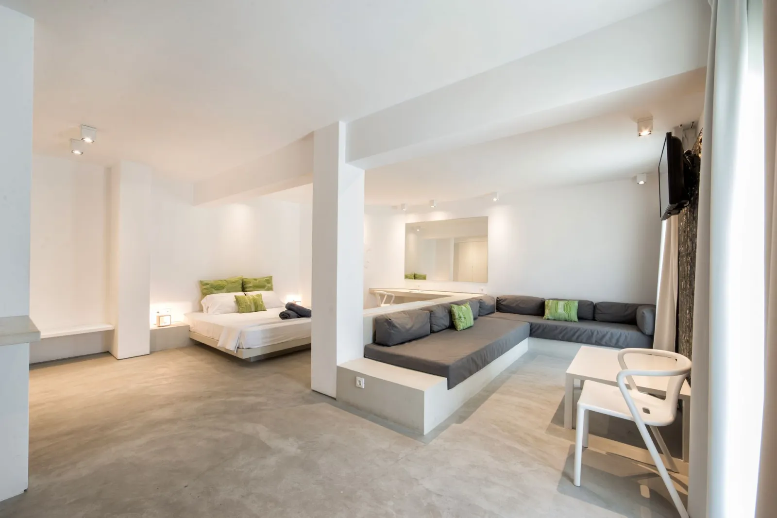 Relux Suite Private Pool