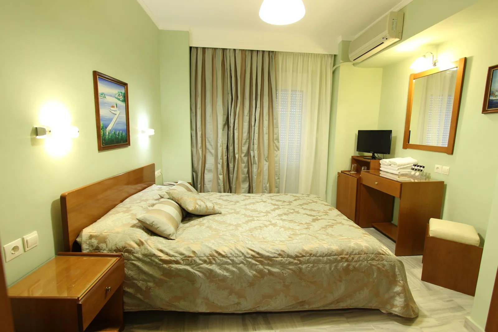 Standard Single Room