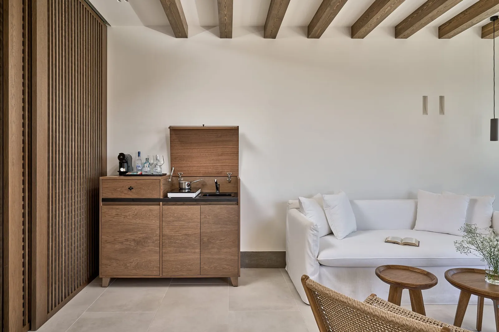 Grand Three-Bedroom Suite Private Pool