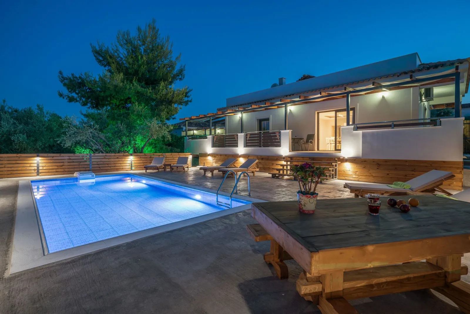 4 Bedroom Villa Chloe - Private Pool
