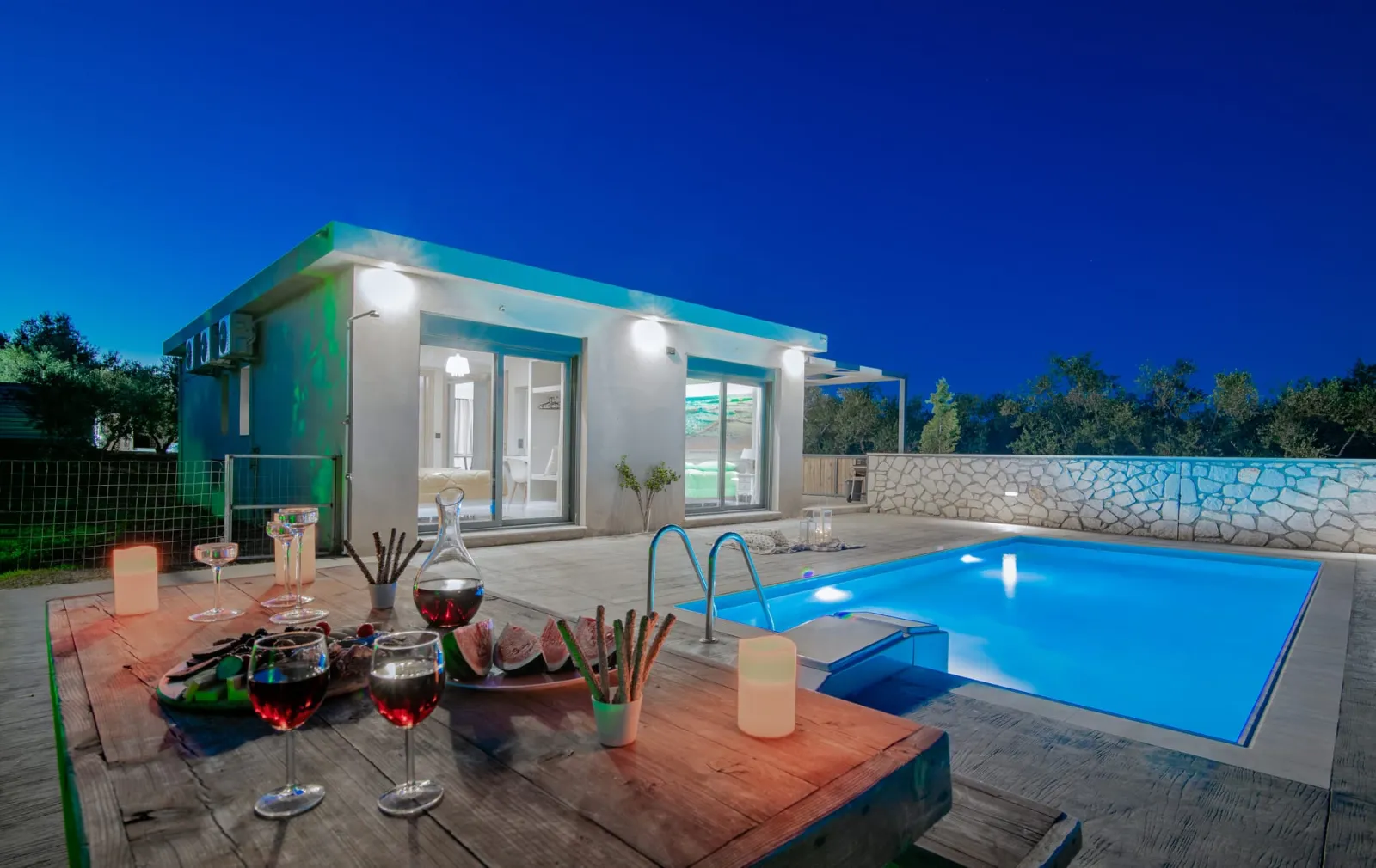 3 Bedroom Villa Kentia with Private Pool