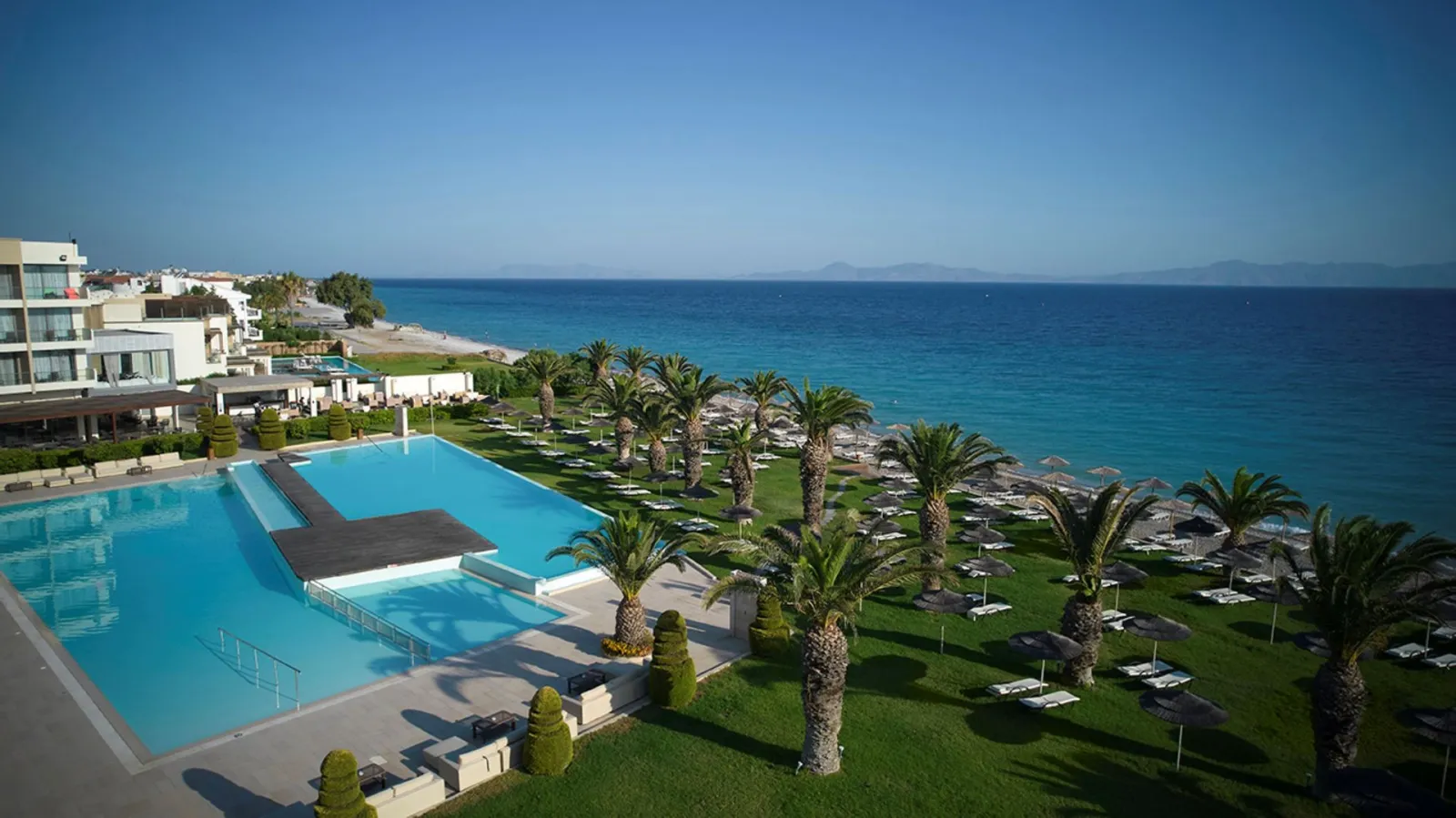 The Ixian Grand & All Suites ~ Surprise Accommodation Package