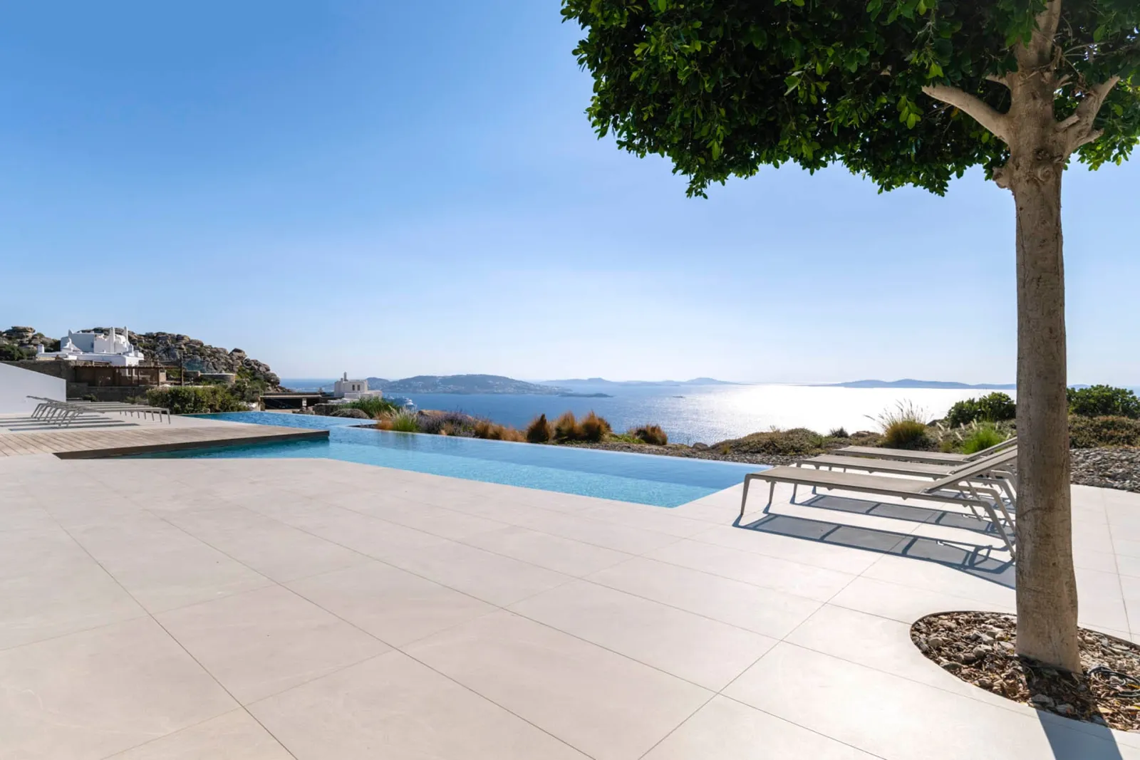 Skyrock Villa