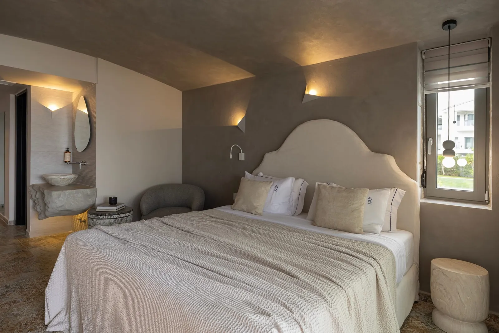 Mayasari King Pool Suite | Sea View