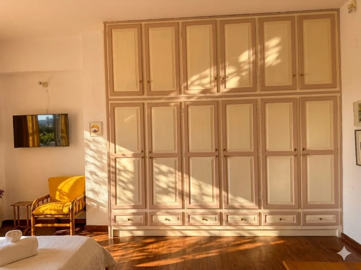 Golden Sun Hotel Apartment