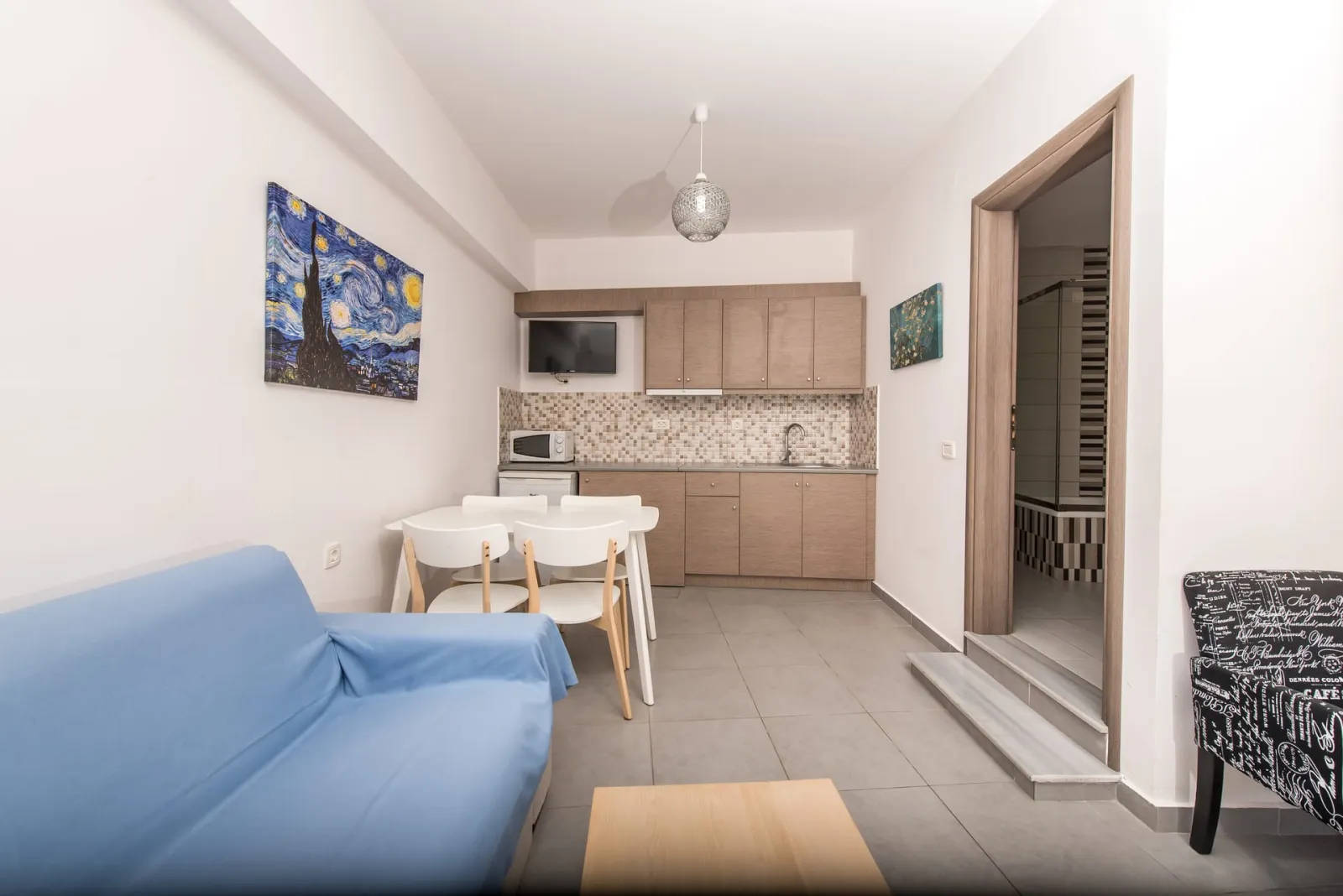 Deluxe Family Suite