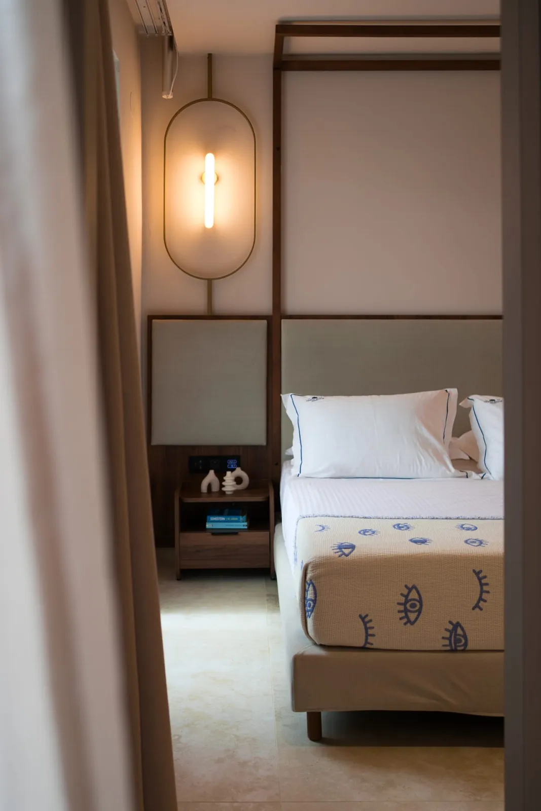 Deos Villa and Suites