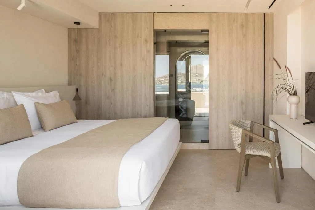 Signature Room with Plunge Pool and Sea View