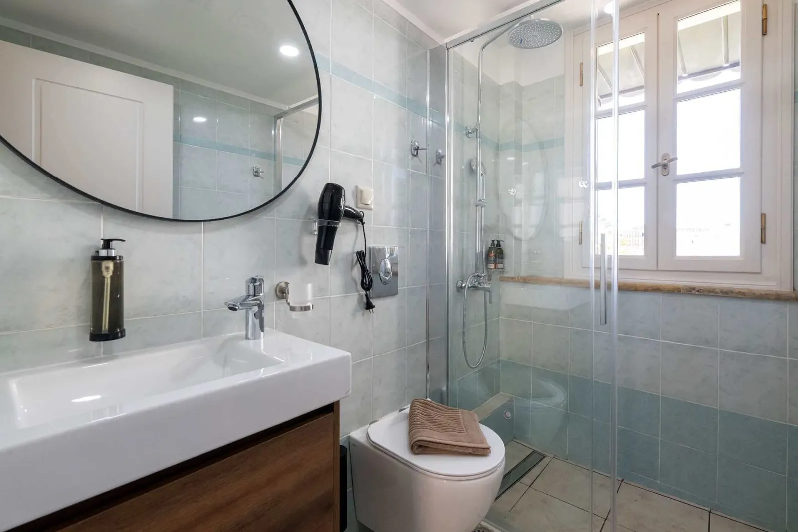 Family Suite - Ipapanti Square