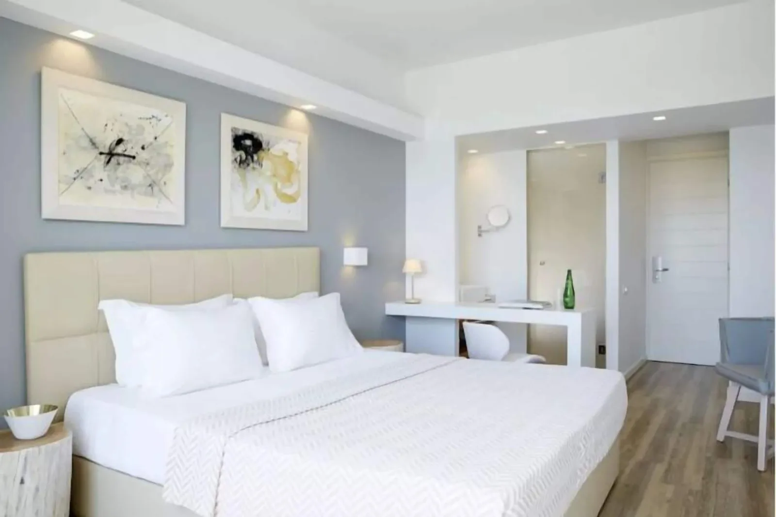Standard Double with Partial Sea View