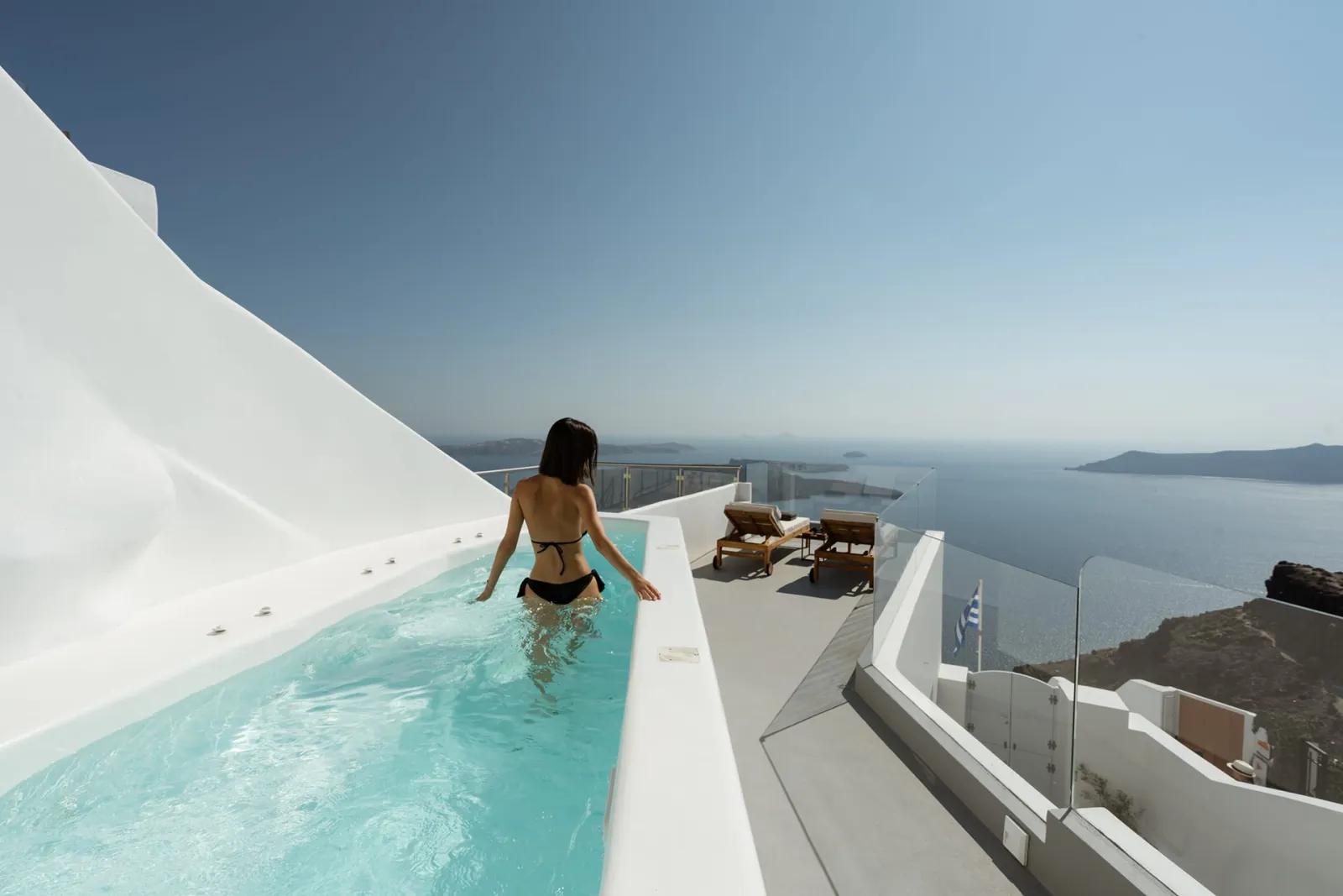 Orana Residence – Two Bedroom Cave House with Outdoor Heated Plunge Pool &amp; Rooftop Terrace