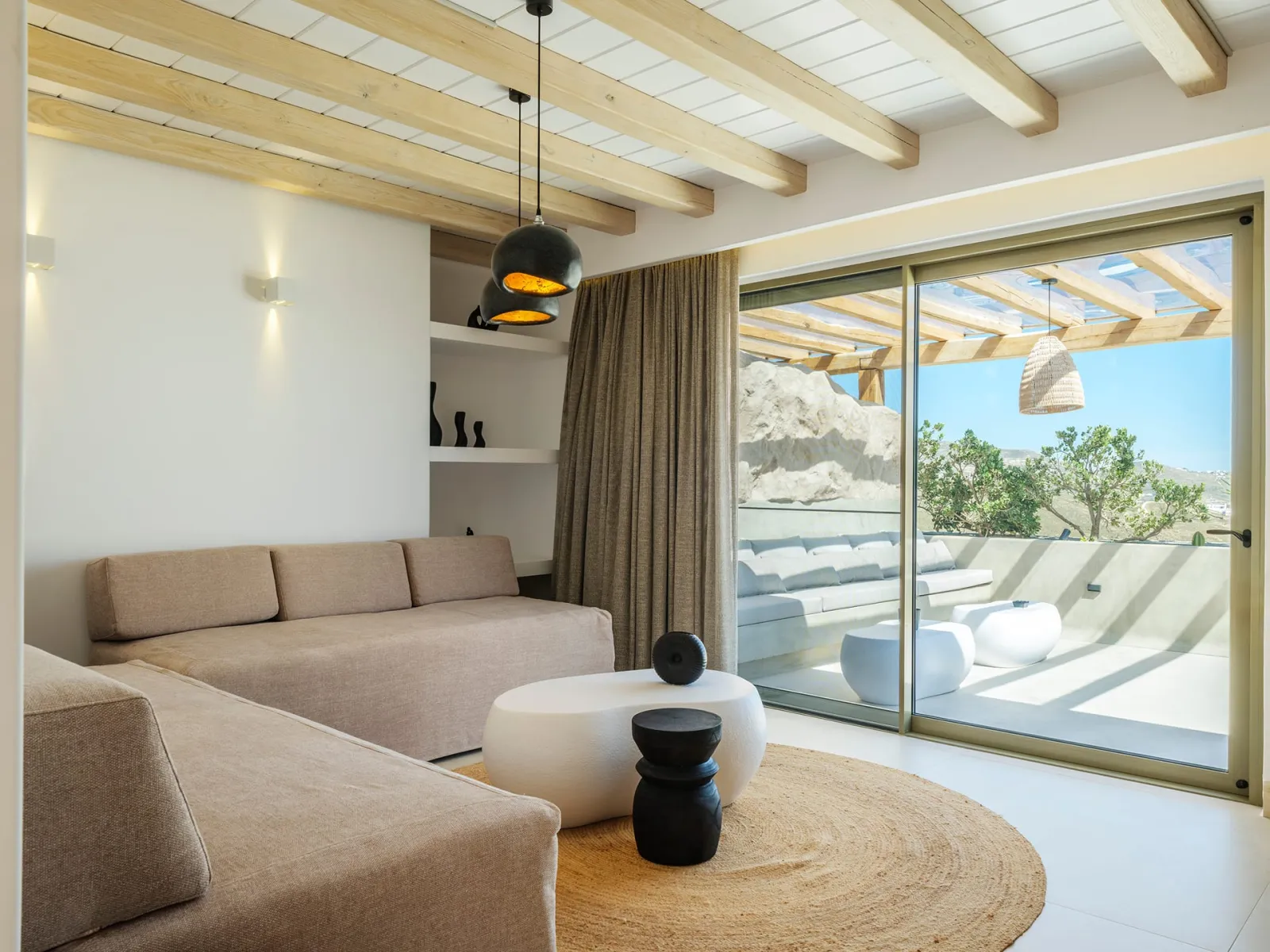 Exclusive One-bedroom Suite with heated Pool &amp; Hydromassage