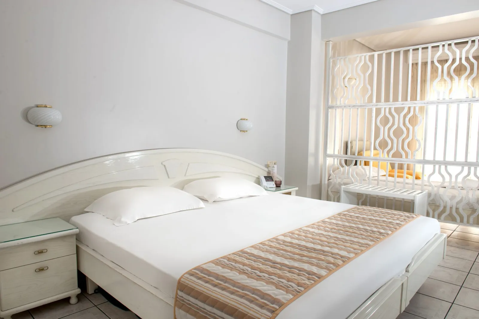 Comfort Quardable Room
