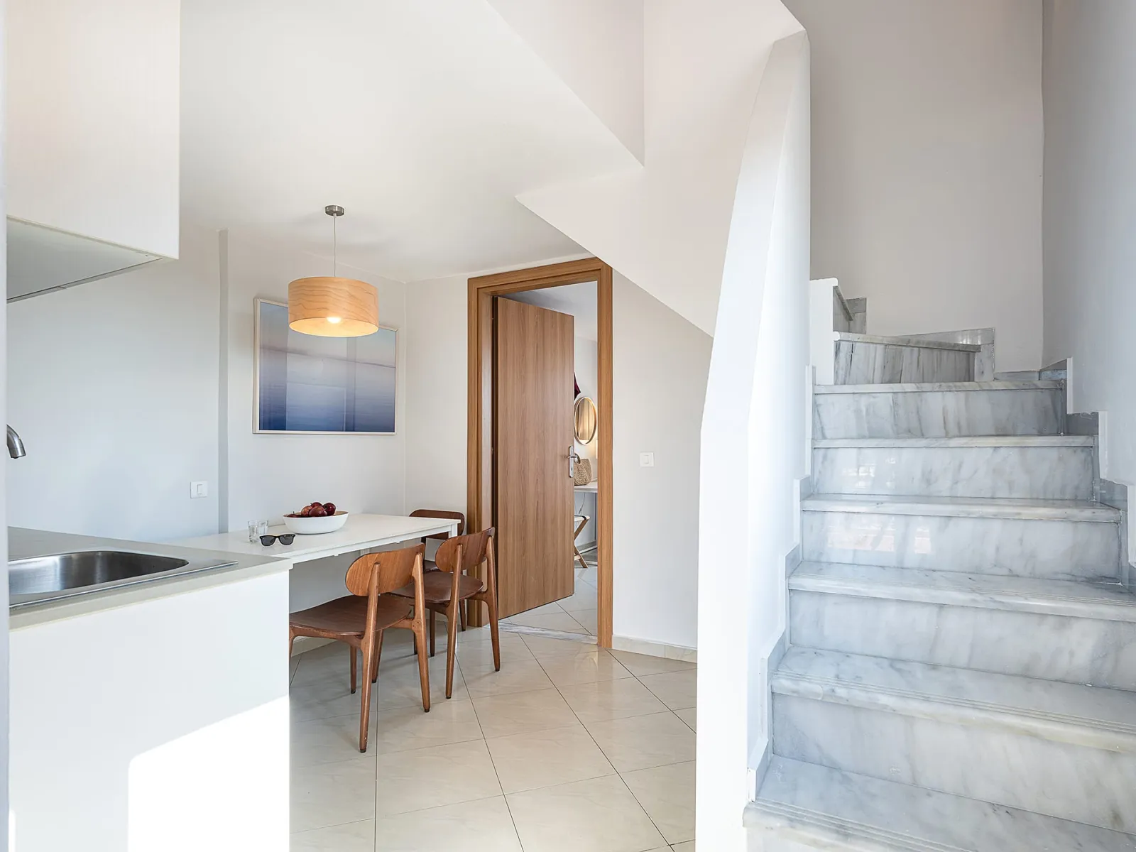 One Bedroom Duplex with Pool View