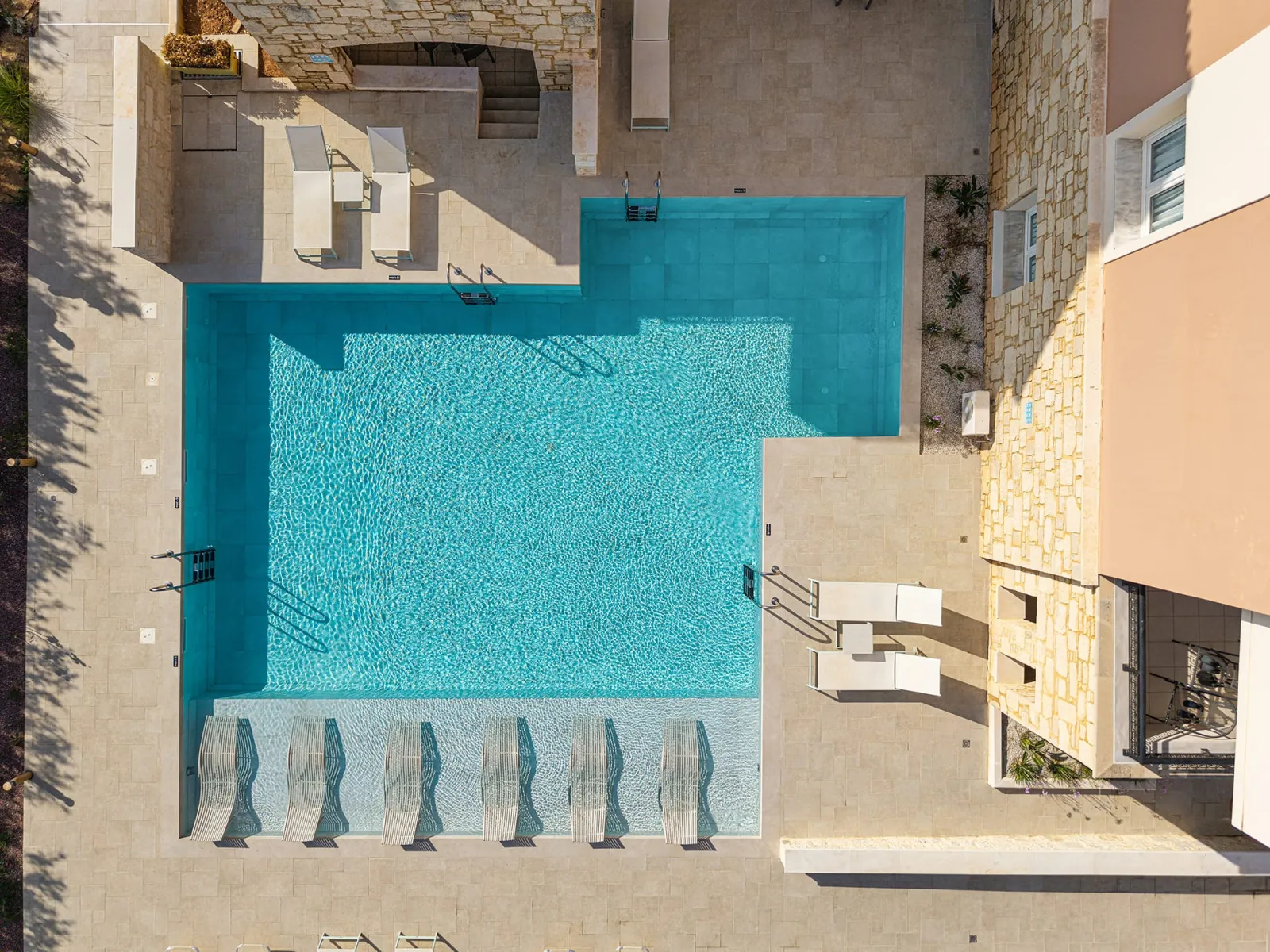 One Bedroom with Sharing Pool