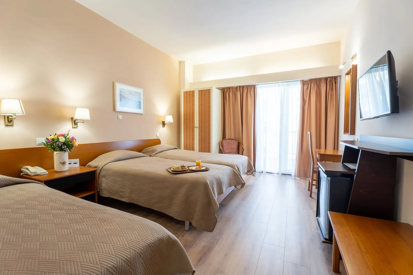 Superior Triple room