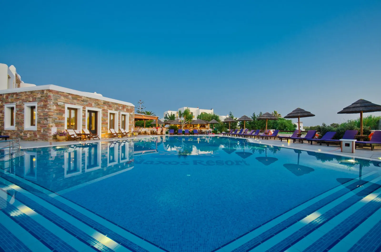 Family Room with Sharing Pool