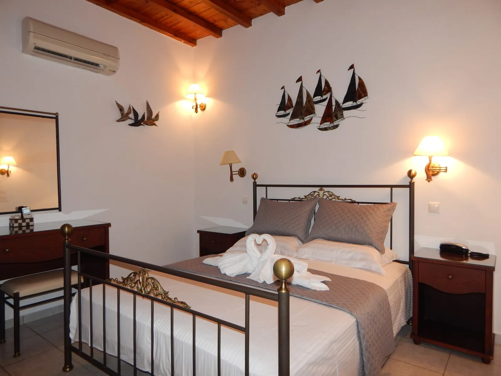 Classic Two-Room Classic Apartment (Ground Floor) B2B