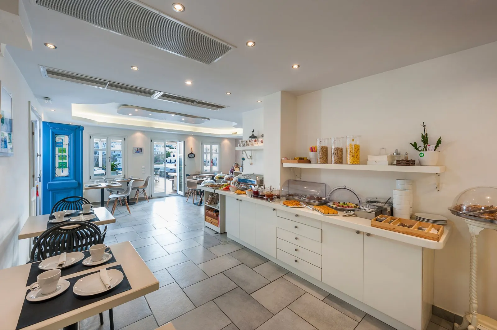 Family Suite with Private Pool and Sea View