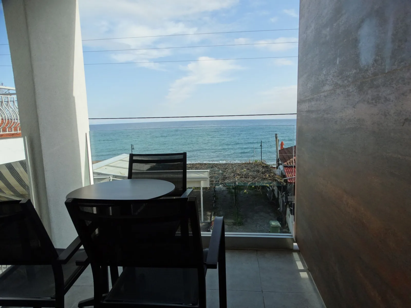 Maisonette with sea view