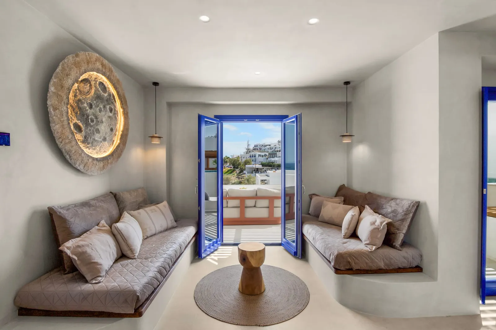 Signature Rock Suite with Private Pool &amp; Sea View