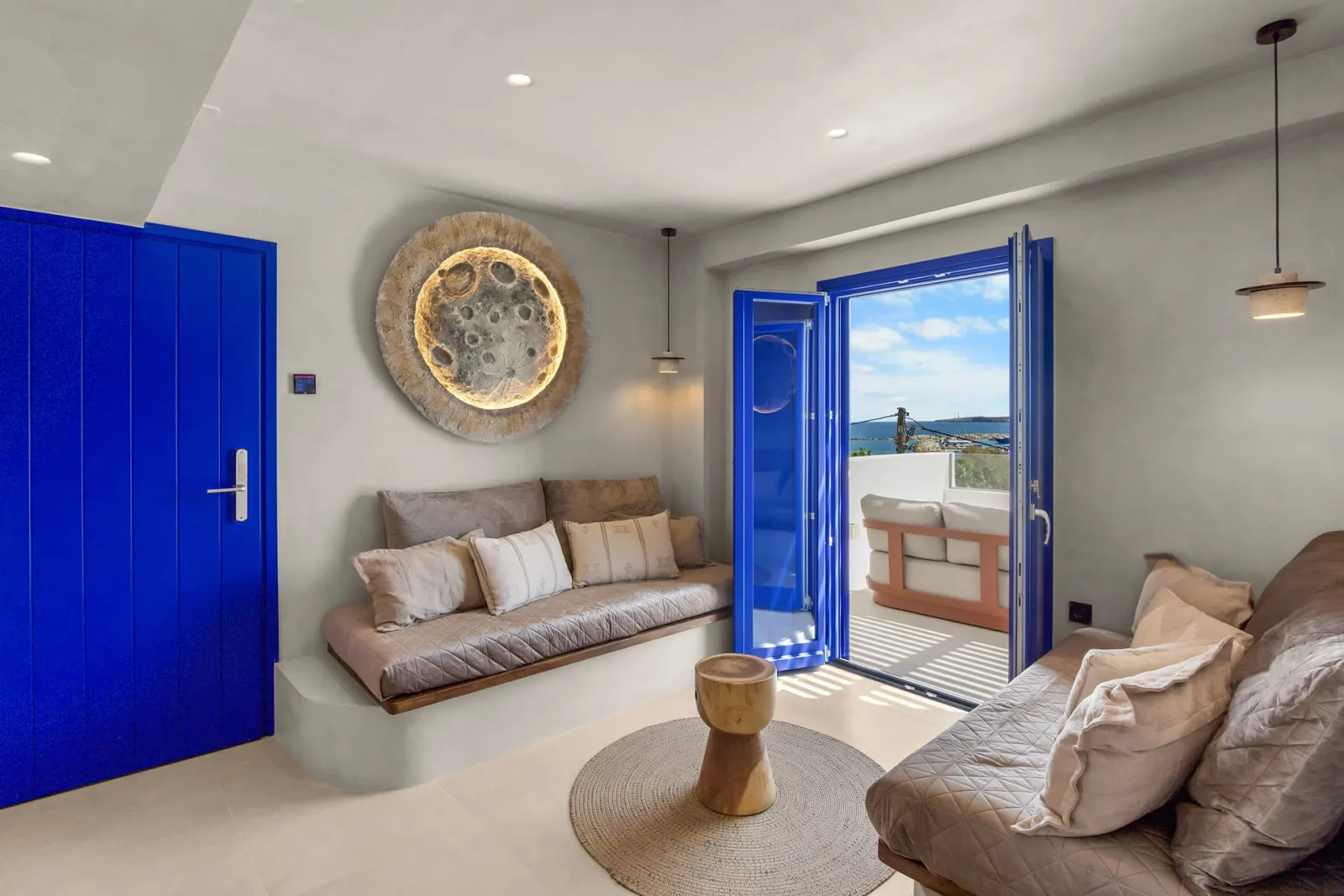 Signature Rock Suite with Private Pool &amp; Sea View