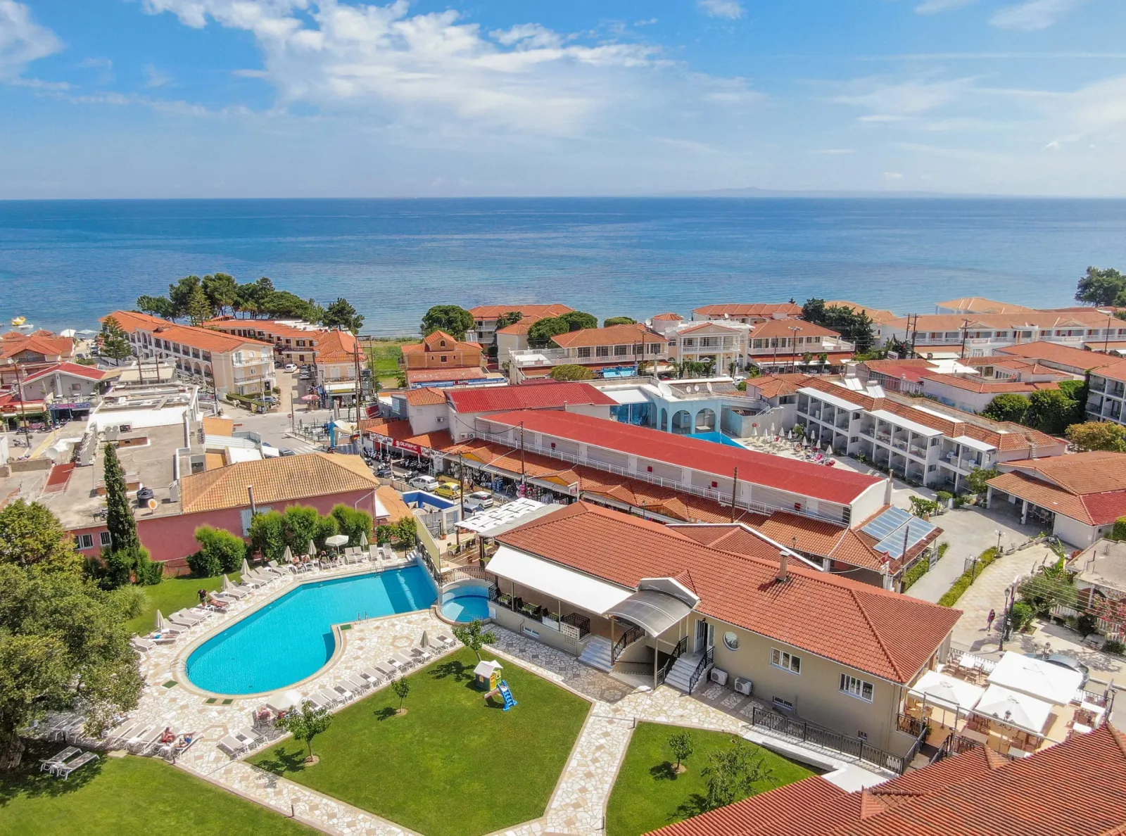 Premium Triple Room with Pool View