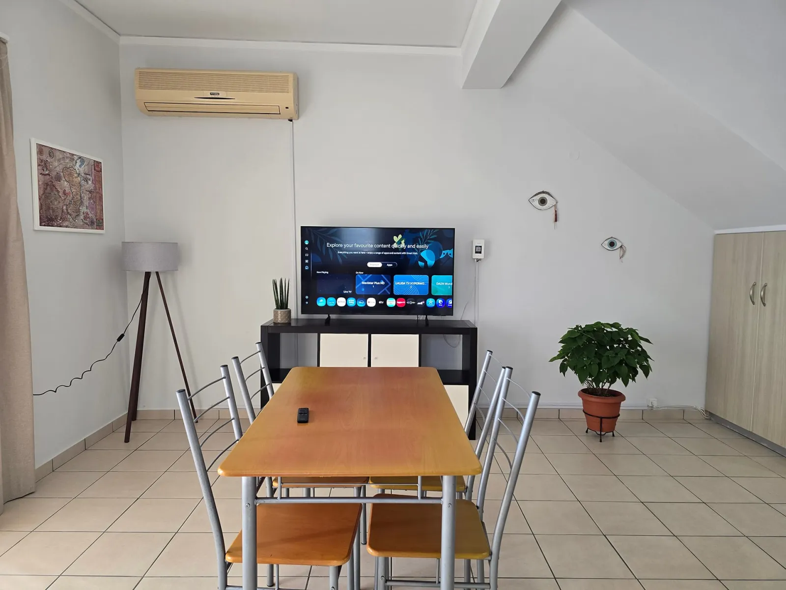 Ground Floor 2BR Apartment with Sea View &amp; Balcony