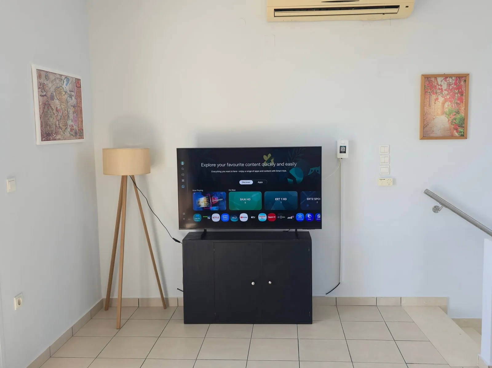 First Floor 2BR Apartment with Sea View &amp; Balcony