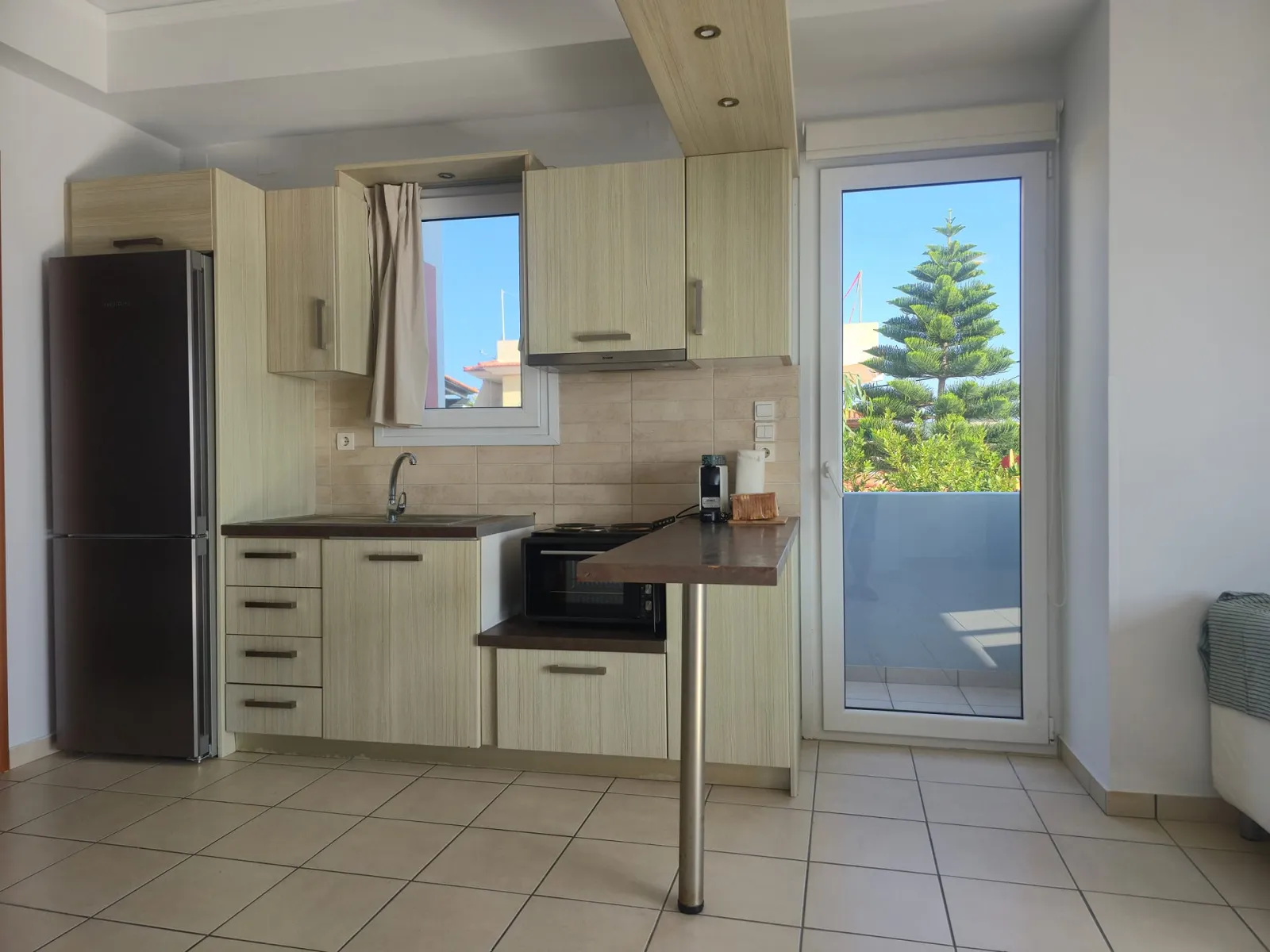 First Floor 2BR Apartment with Sea View &amp; Balcony