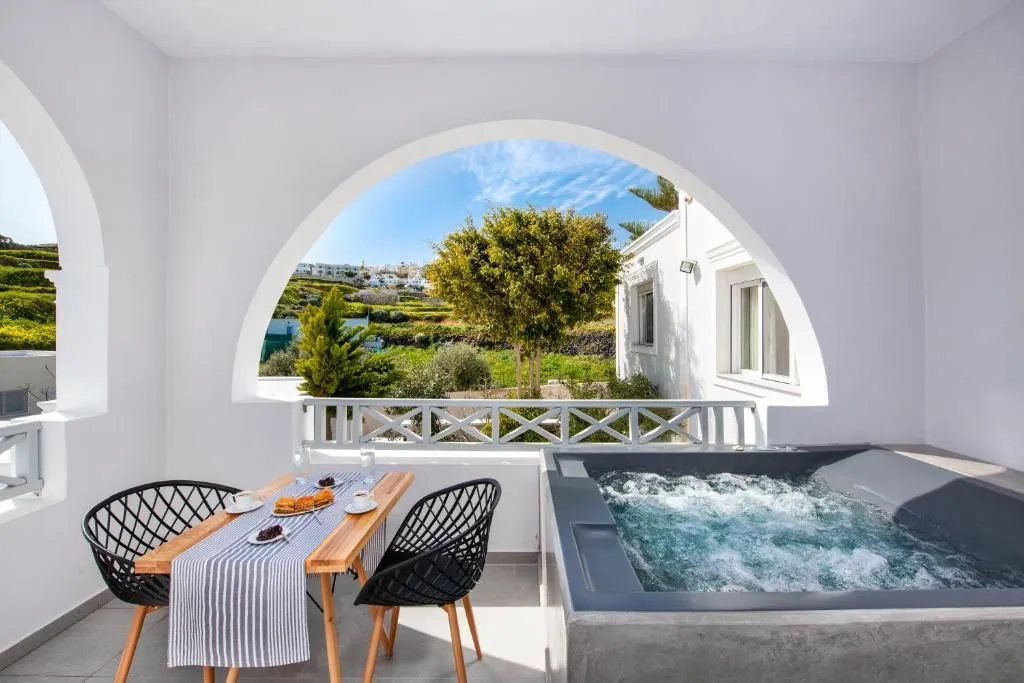 Junior Suite with Outdoor Hot Tub
