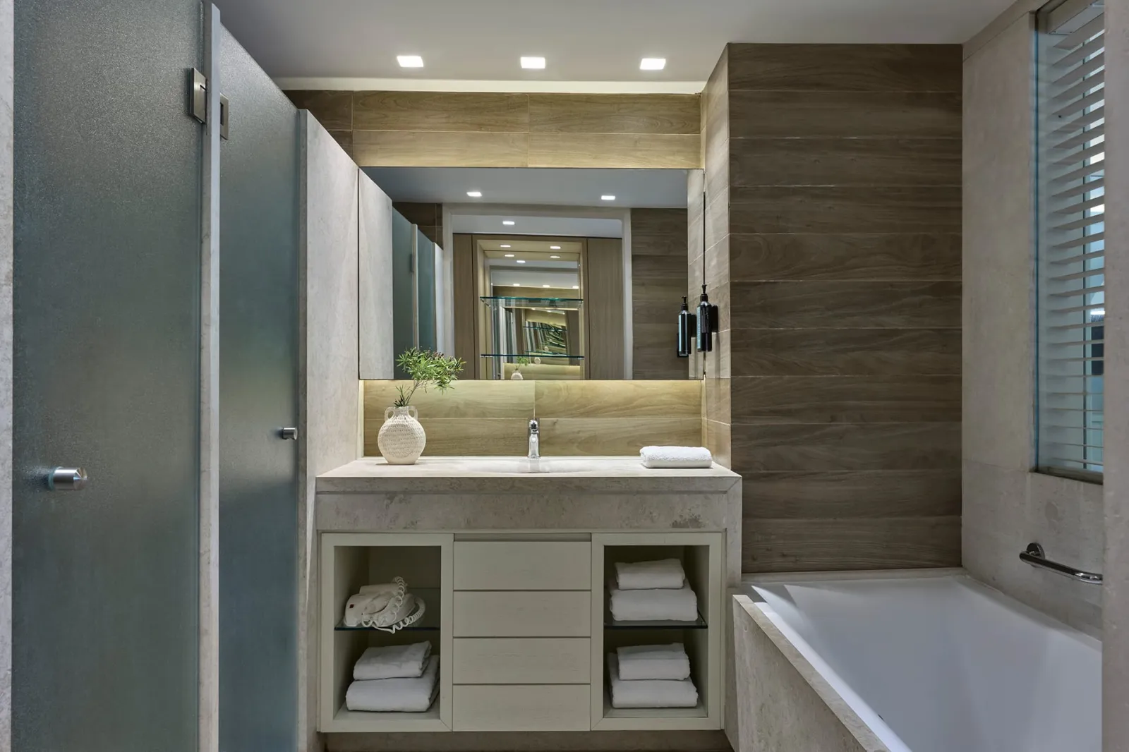 Premium Double Room Inland View