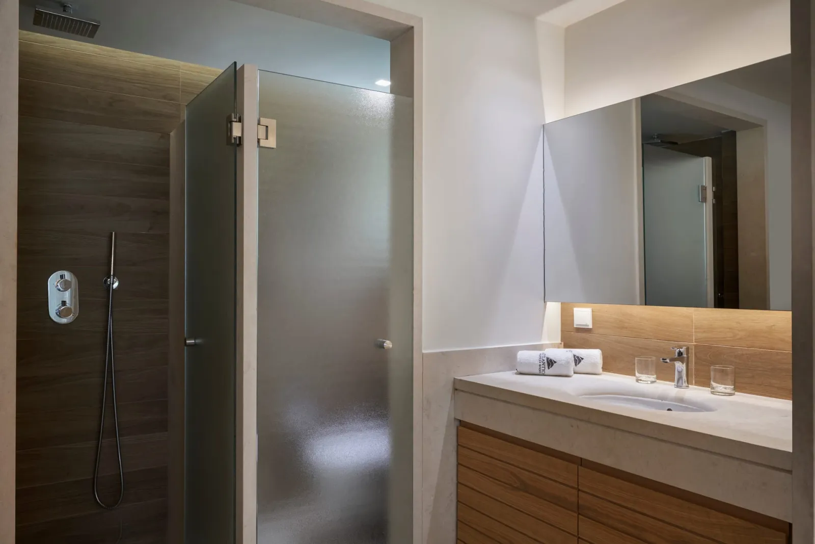 Two Bedroom Suite Sea View