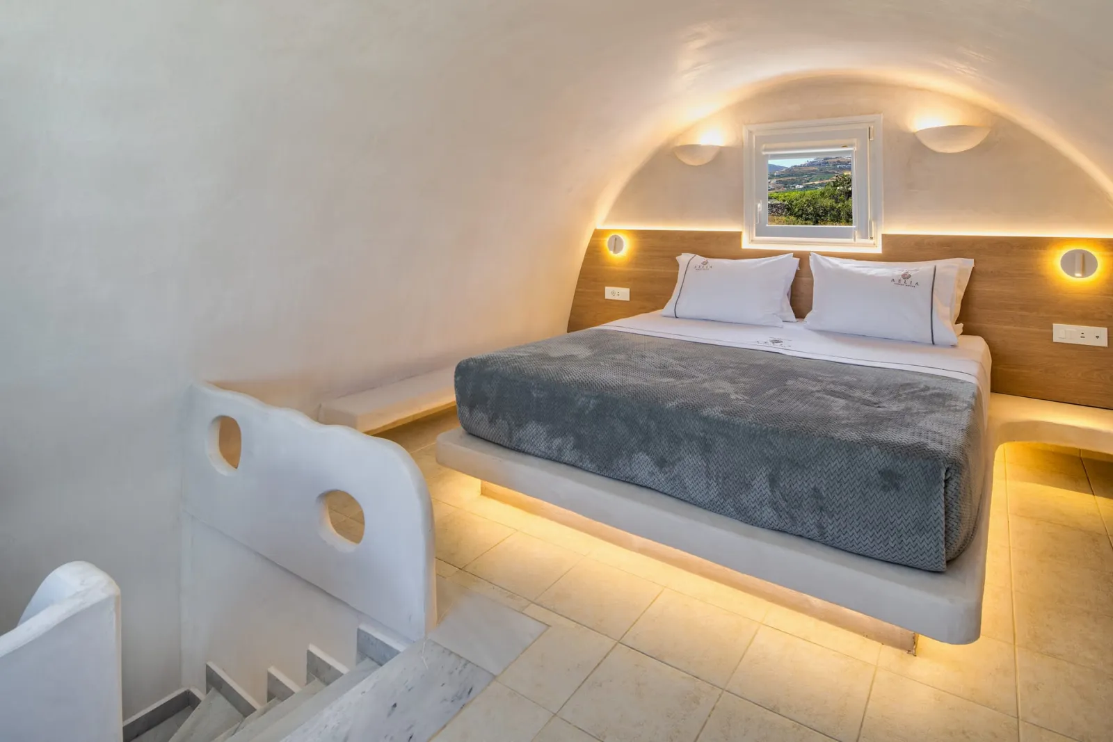 Aelia Suite Sea View with Hot Tub