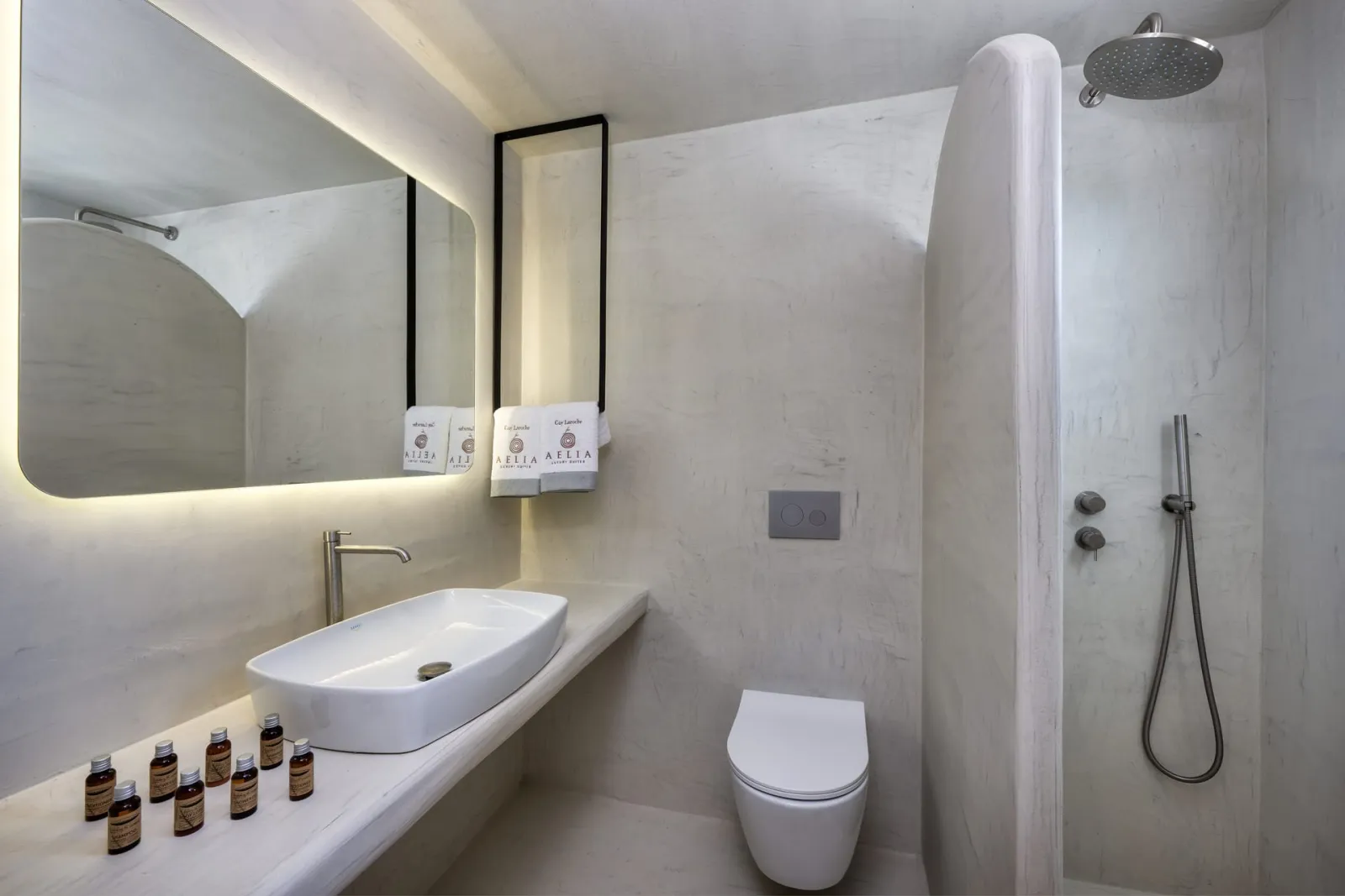 Aelia Suite Sea View with Hot Tub