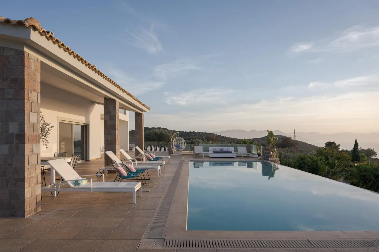 Aphea Retreat Villa
