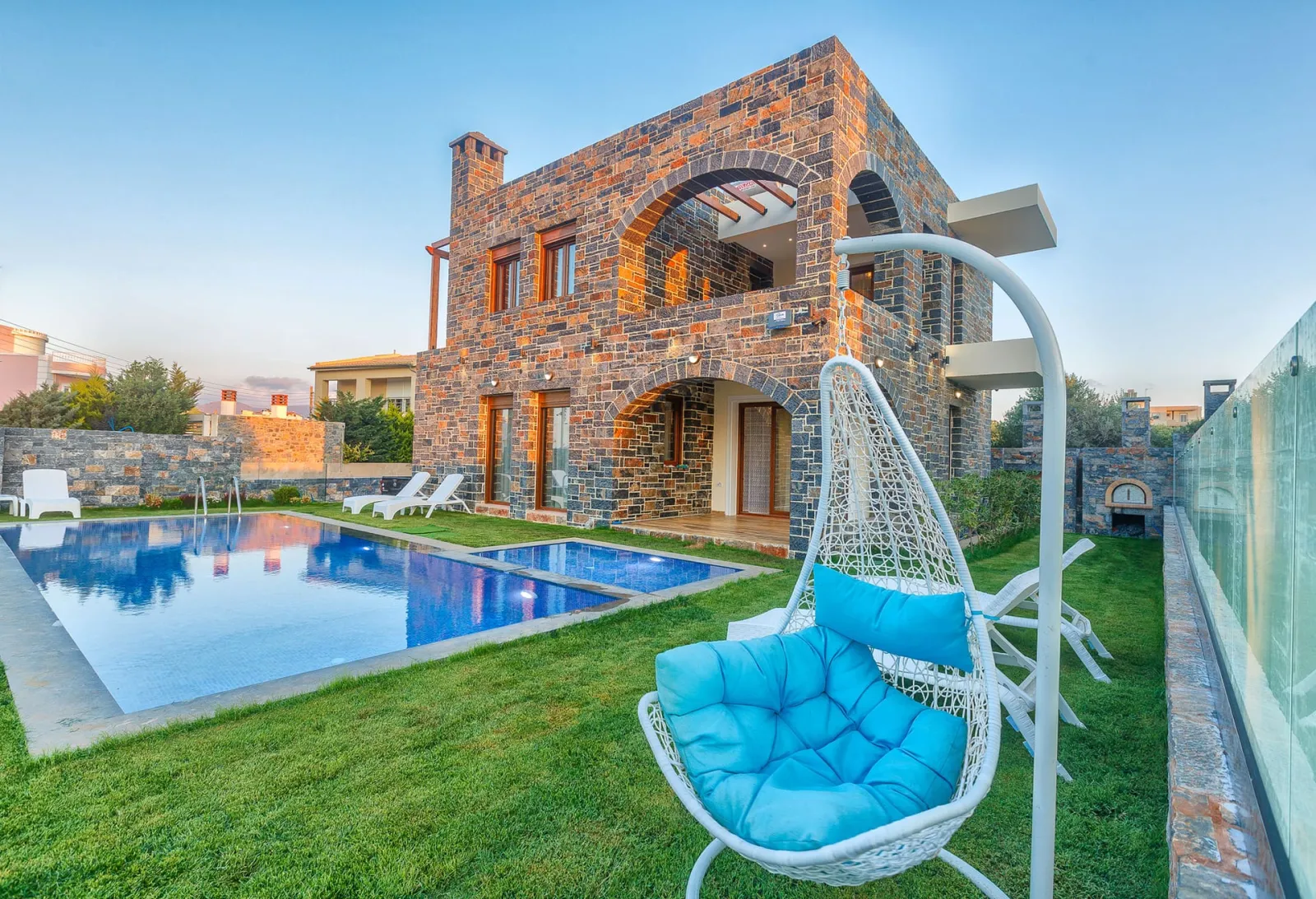 Villa Genesis 2