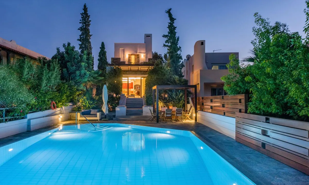 Villa Cyrus
