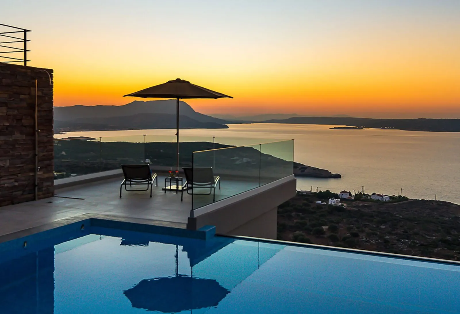 Villa Edge