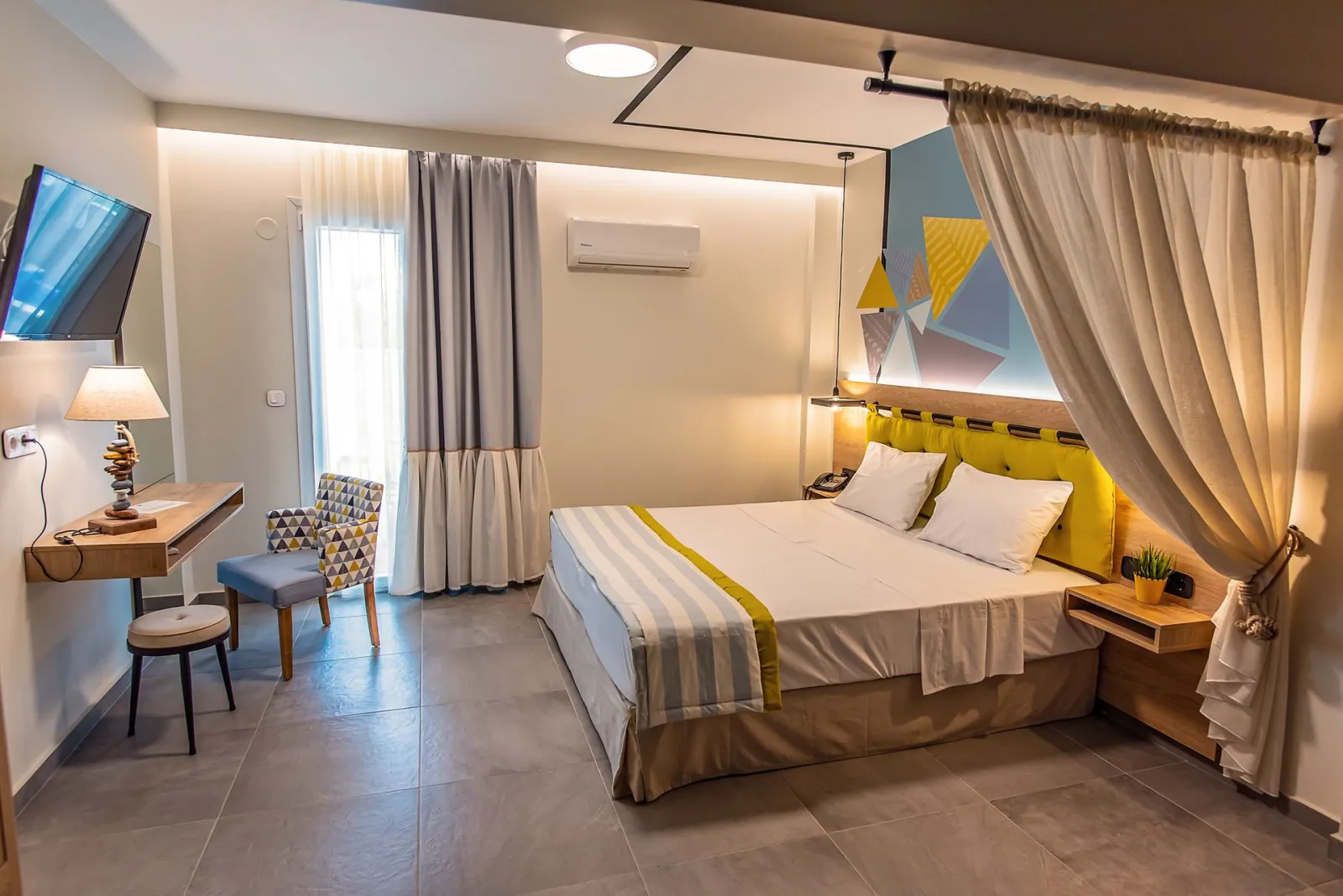 Deluxe Suite with Private Pool and Garden View