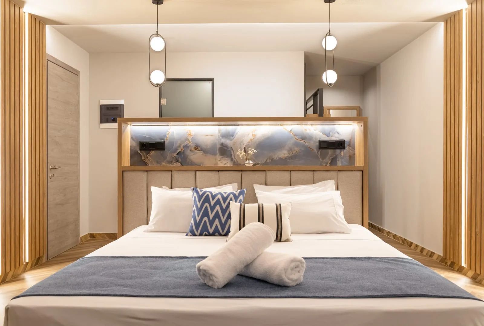 Mythic Blue Suite with Hot Tub & Olympus View