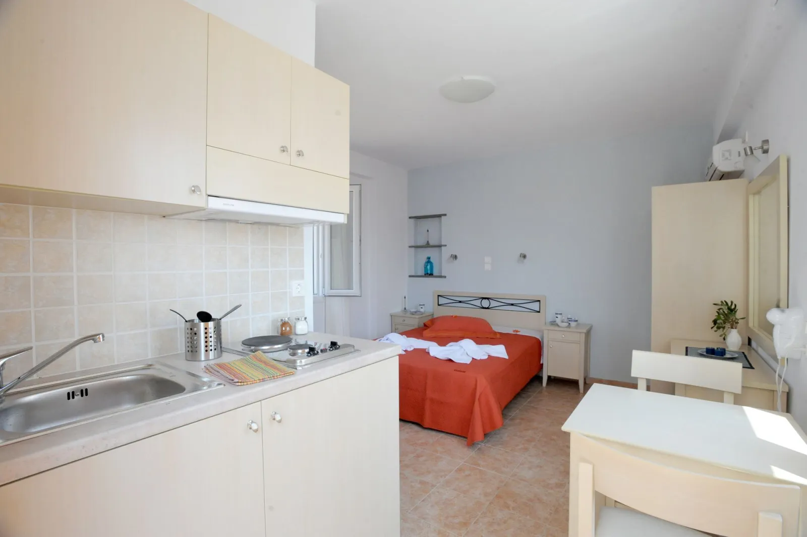 Room with Sea View (2 Adults)