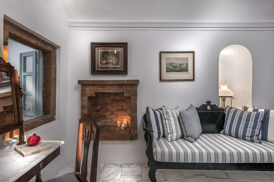 Authentic Santorinia Residences