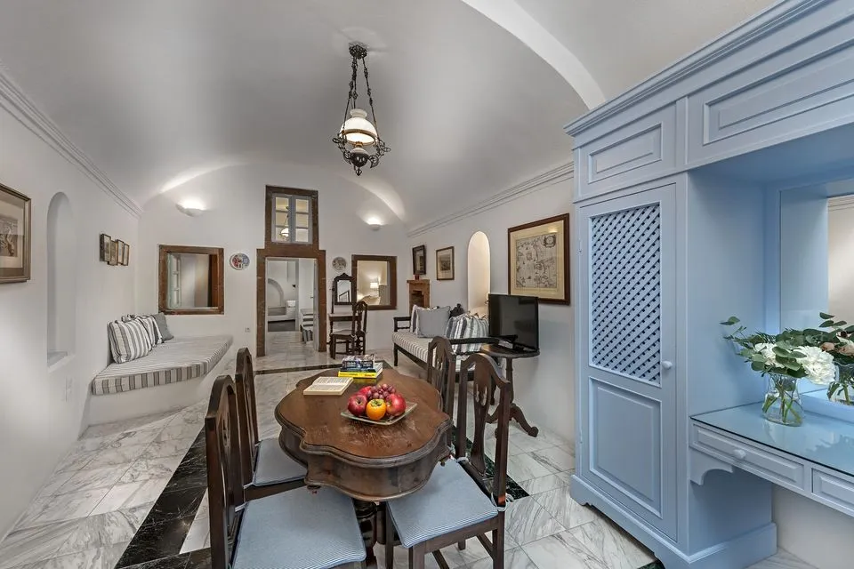 Authentic Santorinia Residences
